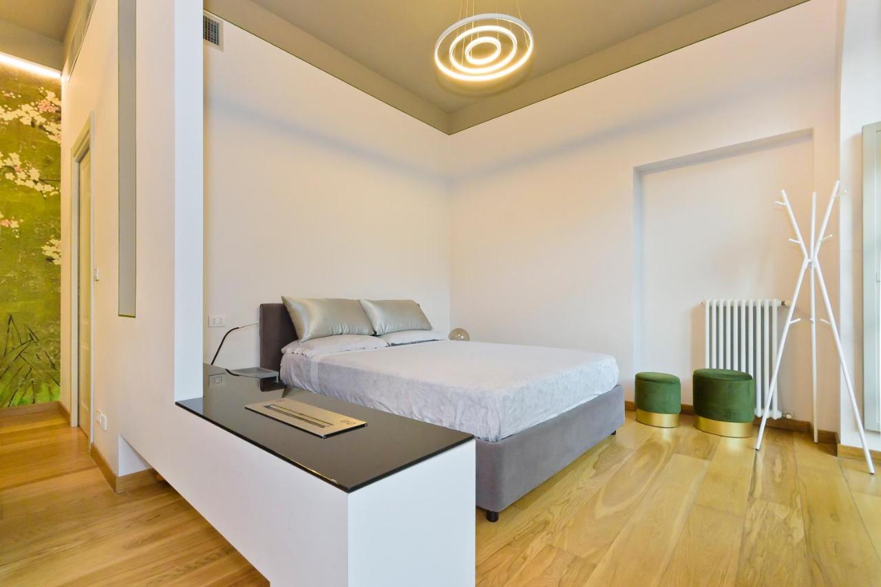 Boutique Cairoli 30 *